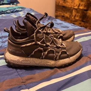 Under armour Hovr fat tire